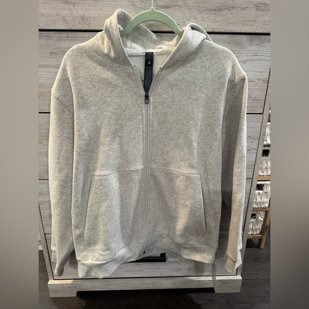 Lululemon Men’s Sweatshirt